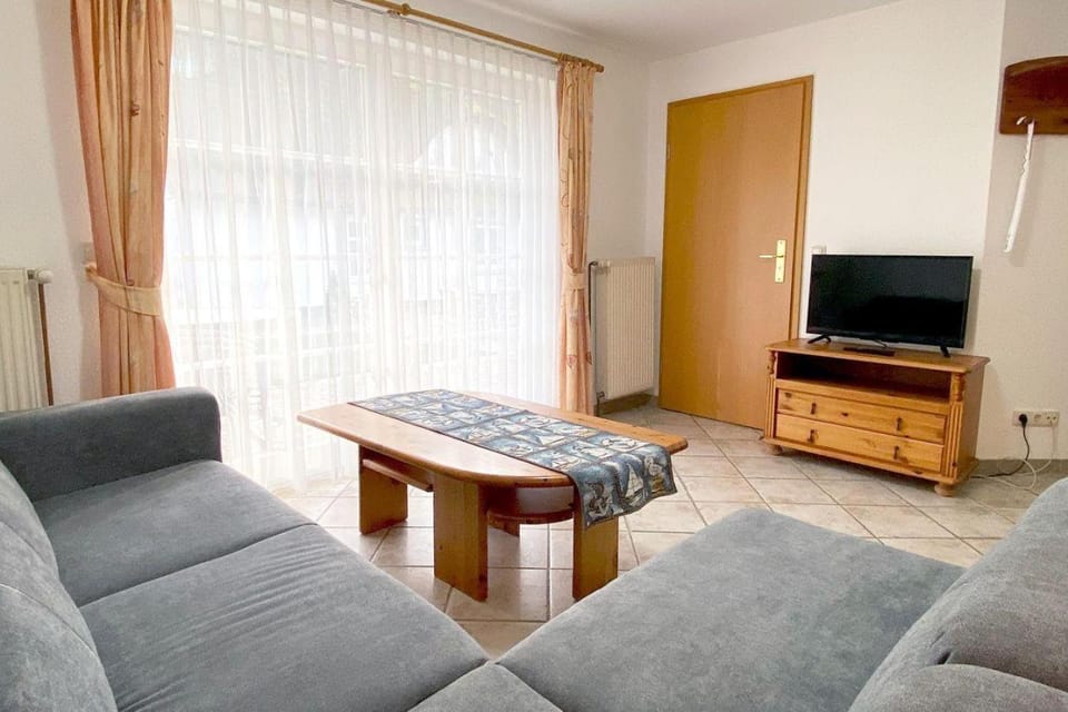 Haus-Kleist-Wohnung-1-rechts Apartment in Prerow