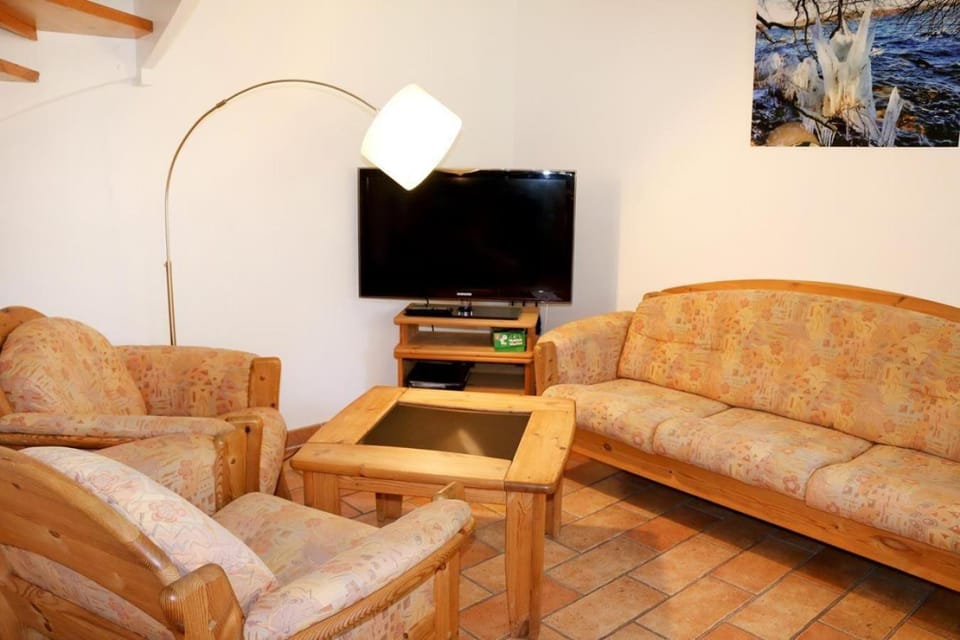 Bomplitz-W8-4 Apartment in Prerow