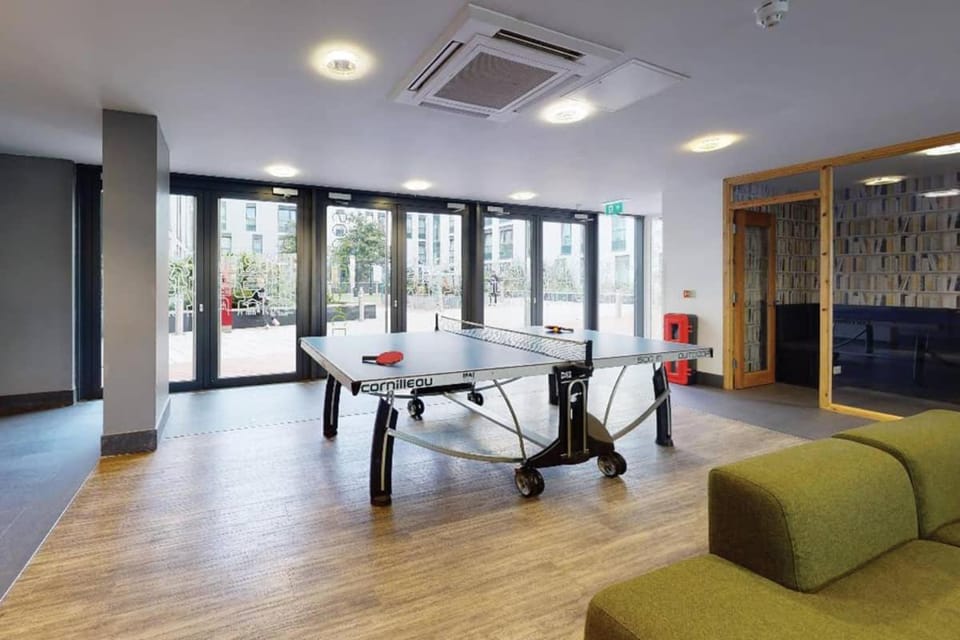 Table tennis