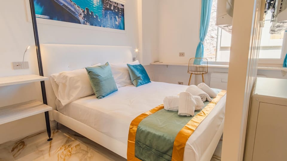 Bed, Other
