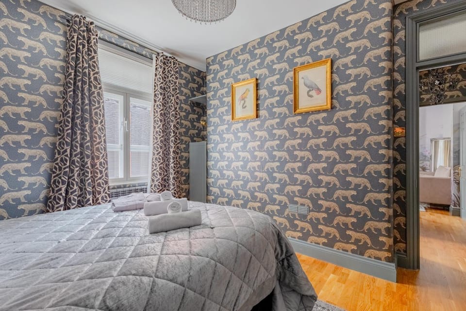 One of a Kind Luxury 1BD Flat in Mayfair Apartment in City of Westminster