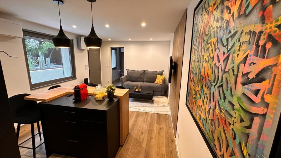 Suite parentale indépendante Parking Privée Vacation rental in Cassis