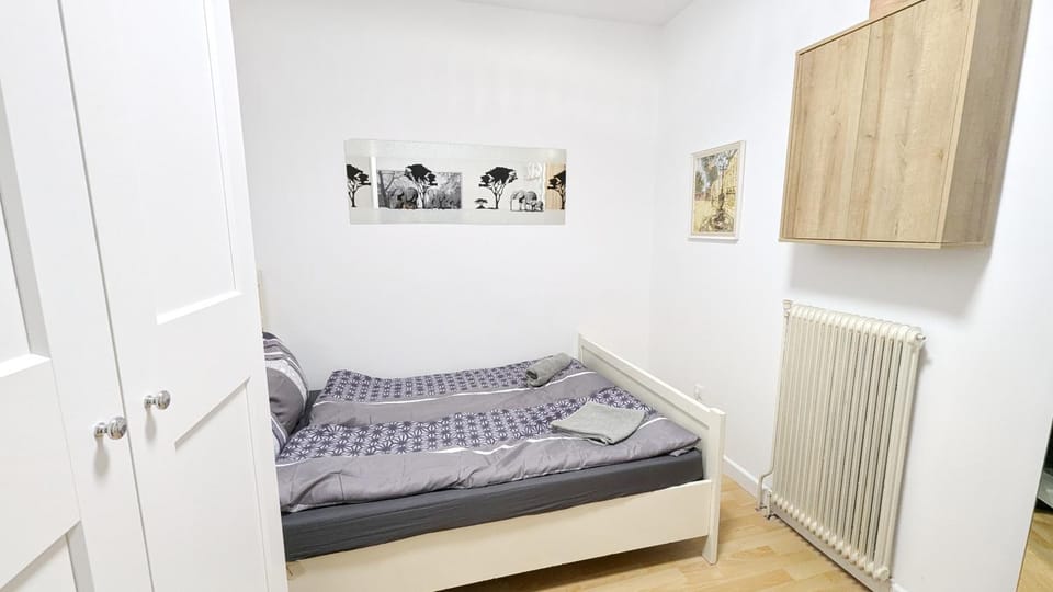 Cozy rooms in Stadthalle Area HB Vacation rental in Vienna