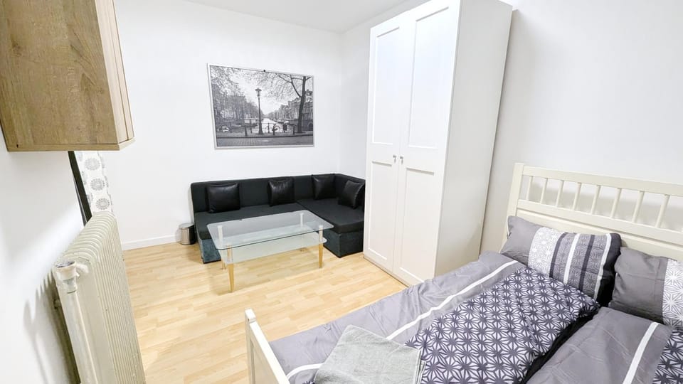 Cozy rooms in Stadthalle Area HB Vacation rental in Vienna