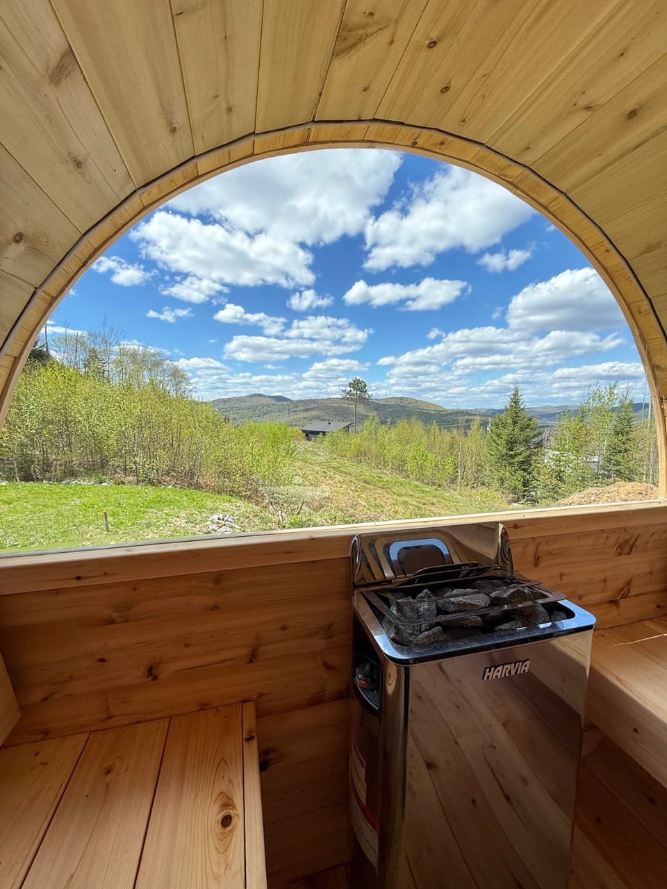 Spa and Mountain - Chalet OslO42 Chalet in Quebec