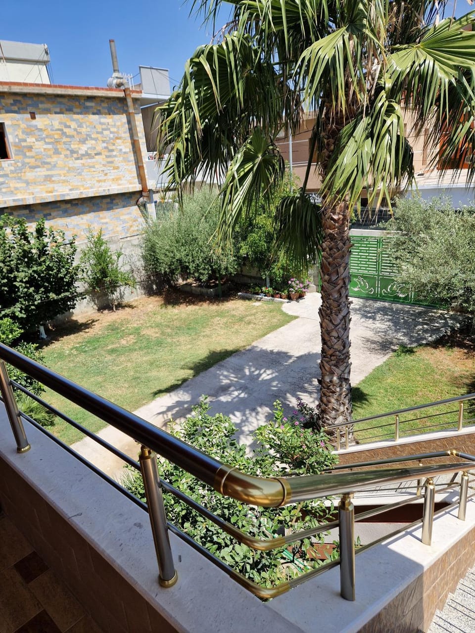 Garden, Garden view