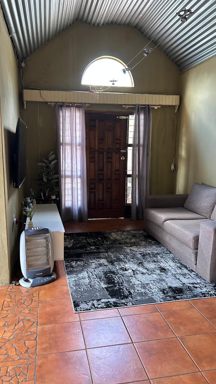 Garden Unit Apartment in Pretoria