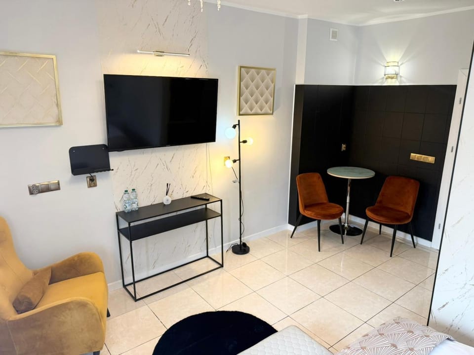 Vita - Apartament Przy Parku Solankowym z wanną Apartment in Greater Poland Voivodeship