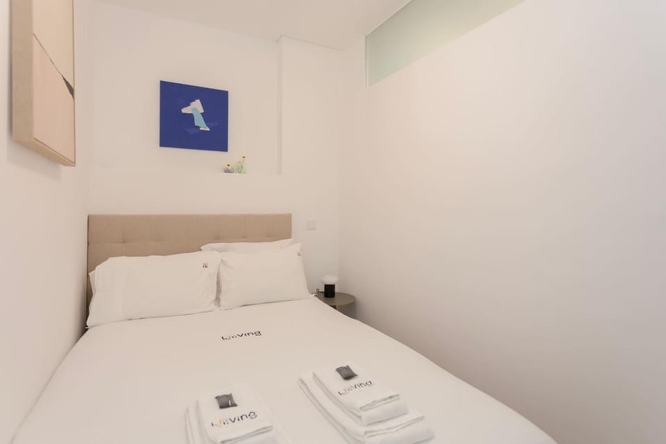Liiiving in Porto - Invictus Bolhao Market Apartment in Porto