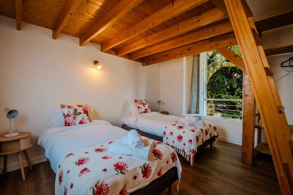 Bedroom, Garden view