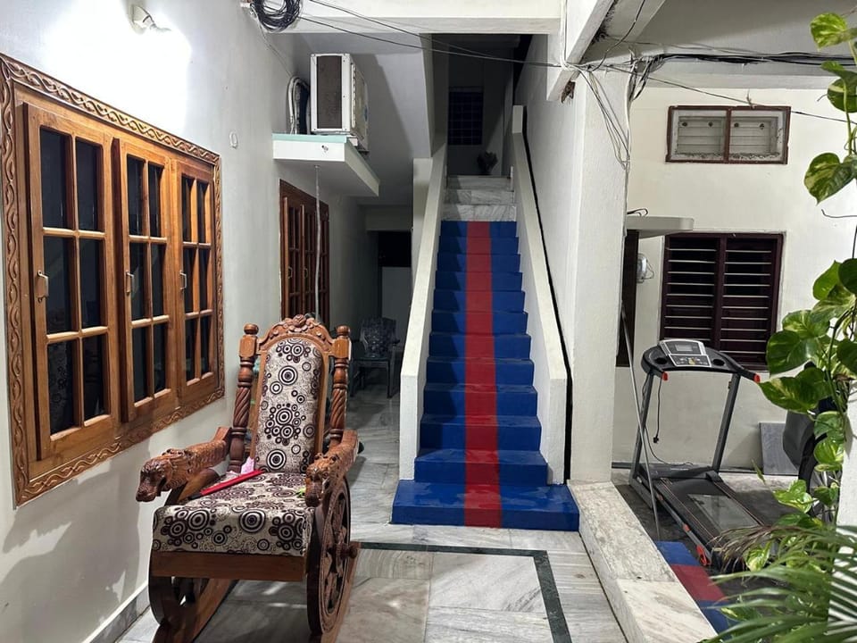 Property building, Seating area, Internal: Not applicable to any particular room