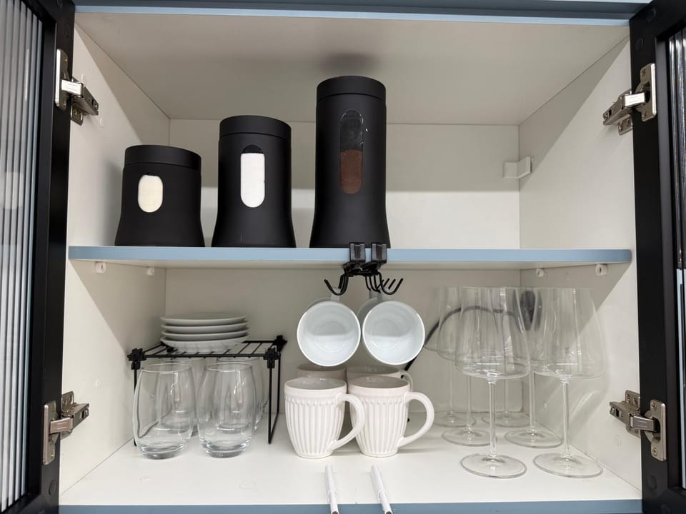 Coffee/tea facilities, Kitchen or kitchenette