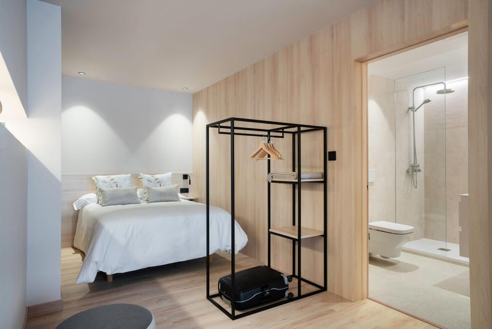 Living room, Bedroom