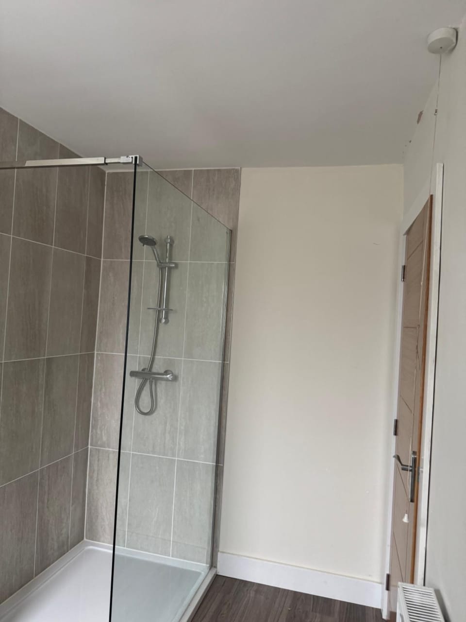Newly Refurbished, Cosy Flat Minimum 2 nights Apartment in England