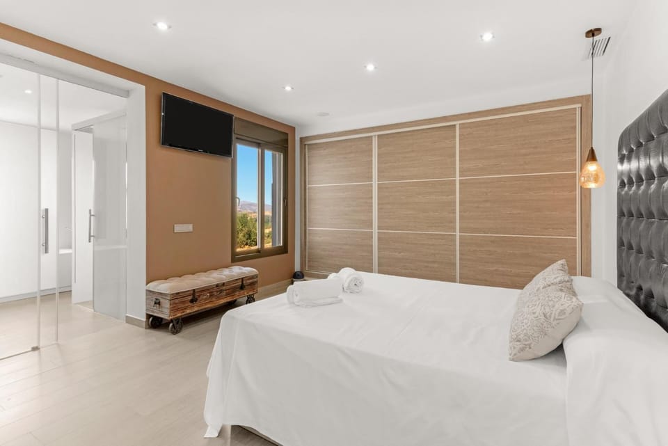 Living room, Bedroom