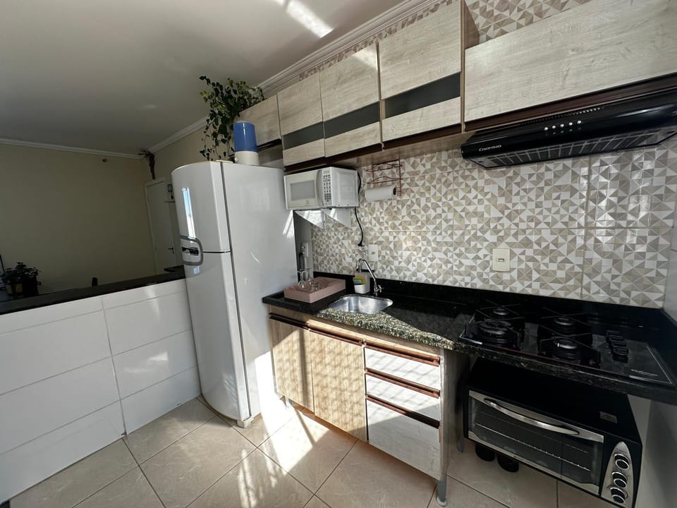 Kitchen or kitchenette, oven, pet friendly, stove