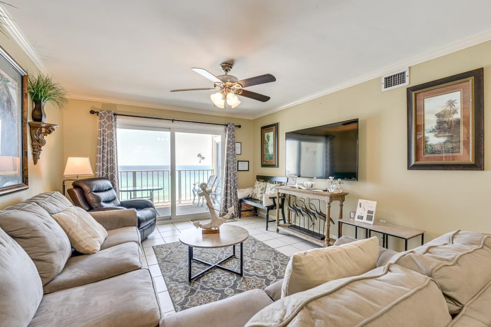 Beach & Pool Access: Regency Towers Condo in PCB! House in Lower Grand Lagoon