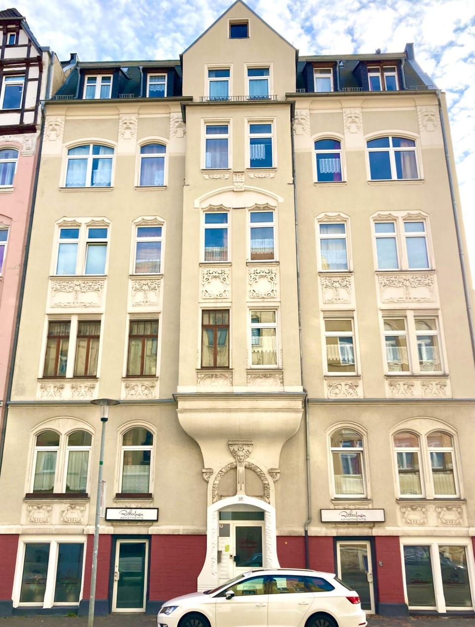 Property building, Location