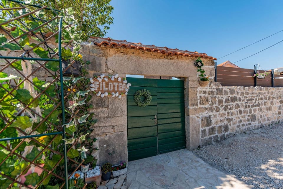 Filotea Apartment in Zadar County