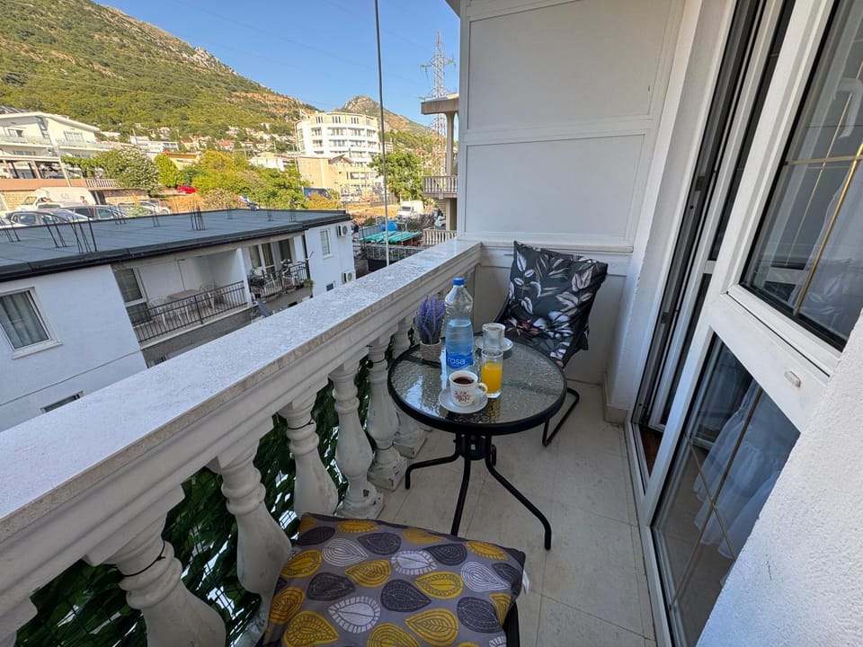 Day, View (from property/room), Balcony/Terrace, Mountain view