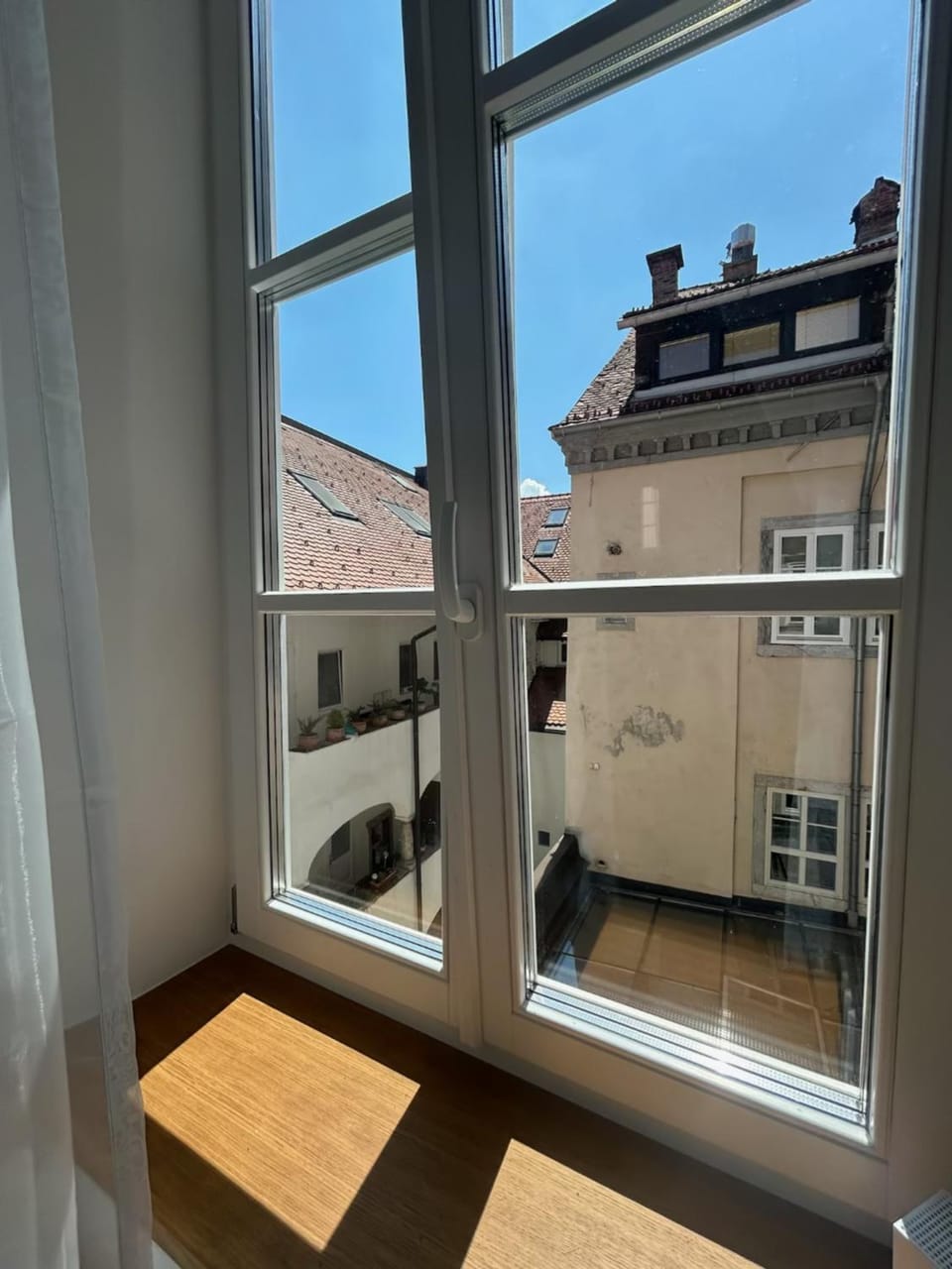 Property building, View (from property/room)