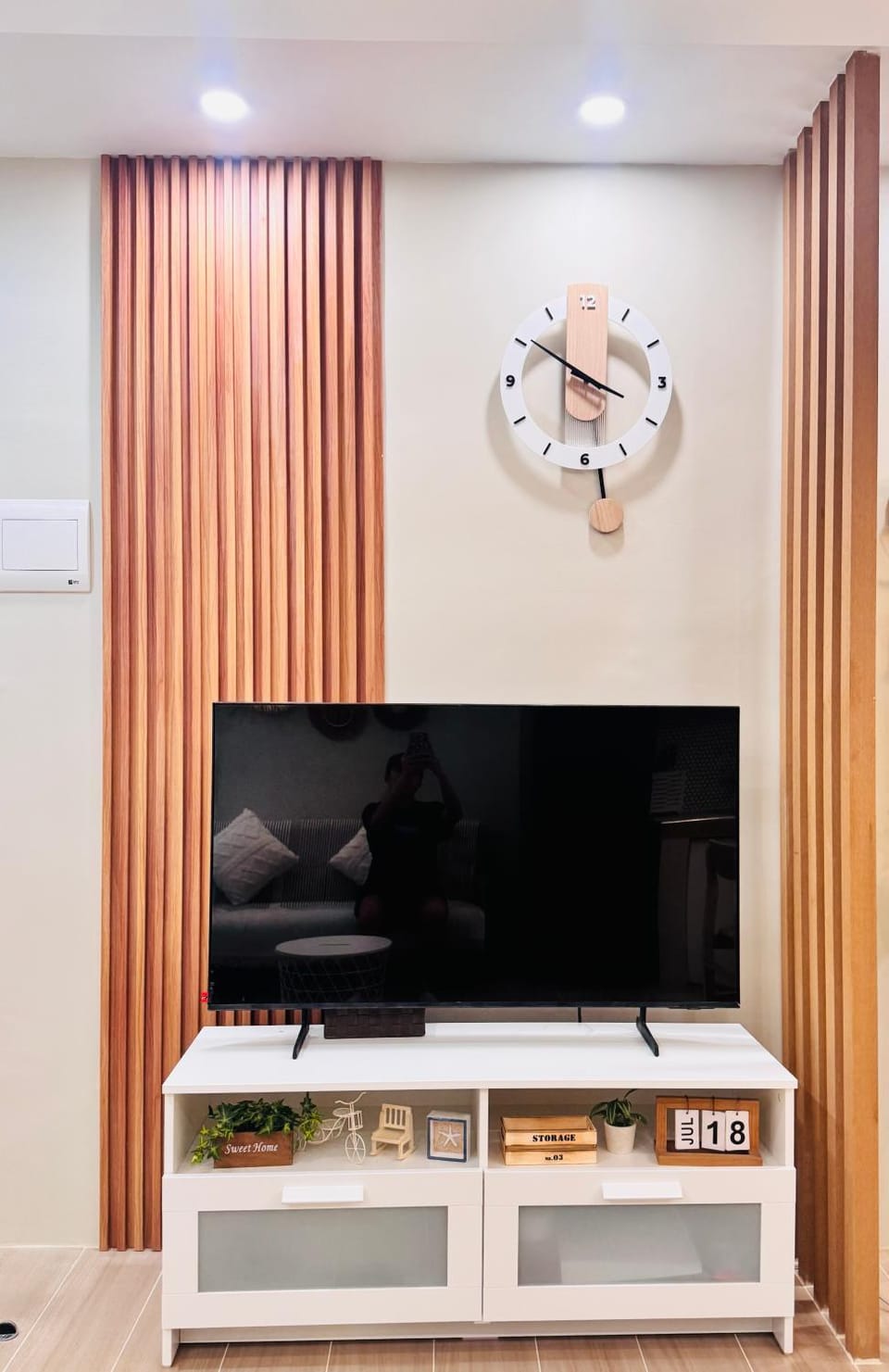 Communal lounge/ TV room, TV and multimedia, Living room, Evening entertainment