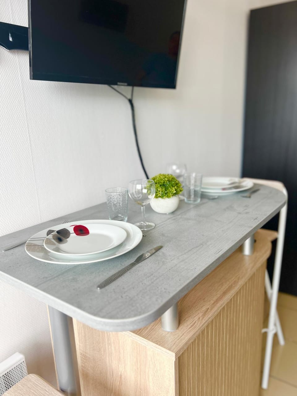 TV and multimedia, Dining area