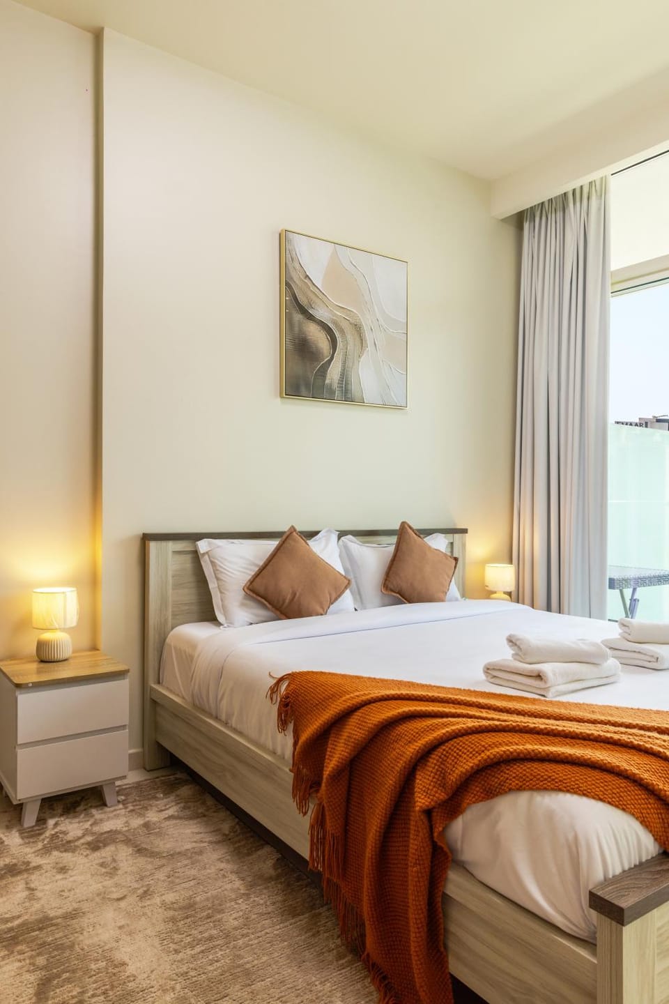 Cozy 2bedroom with Full Burj Khalifa in Business Bay, Downtown with Crib and high chair Apartment in Dubai