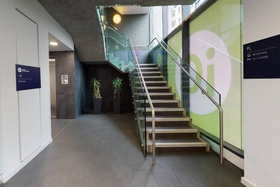 Student Only Bronze Ensuite Premium Sterling Court Apartment in Wembley