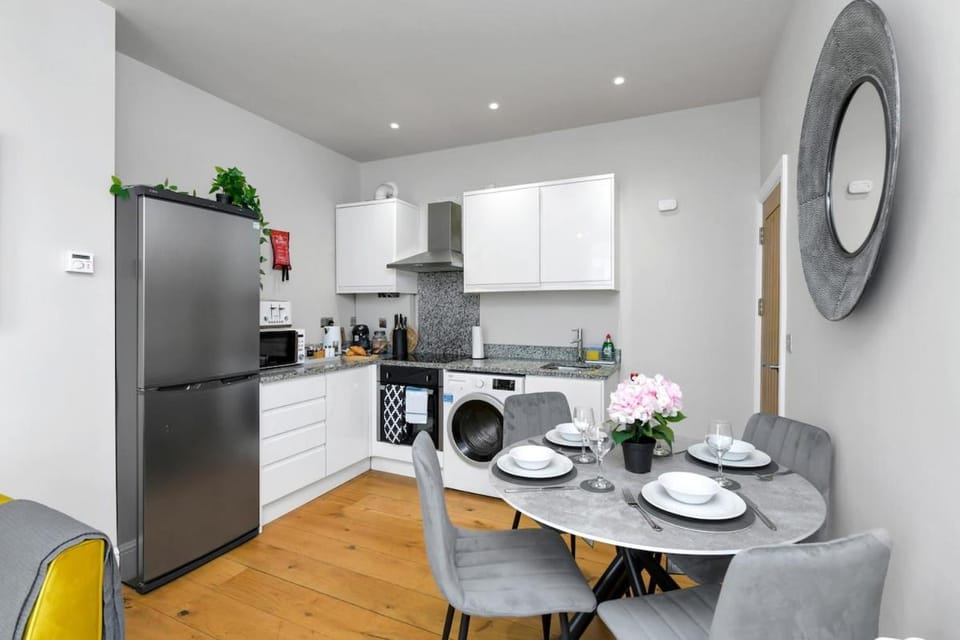 1-Bed City Flat Close to Market Square & Transport Apartment in Nottingham