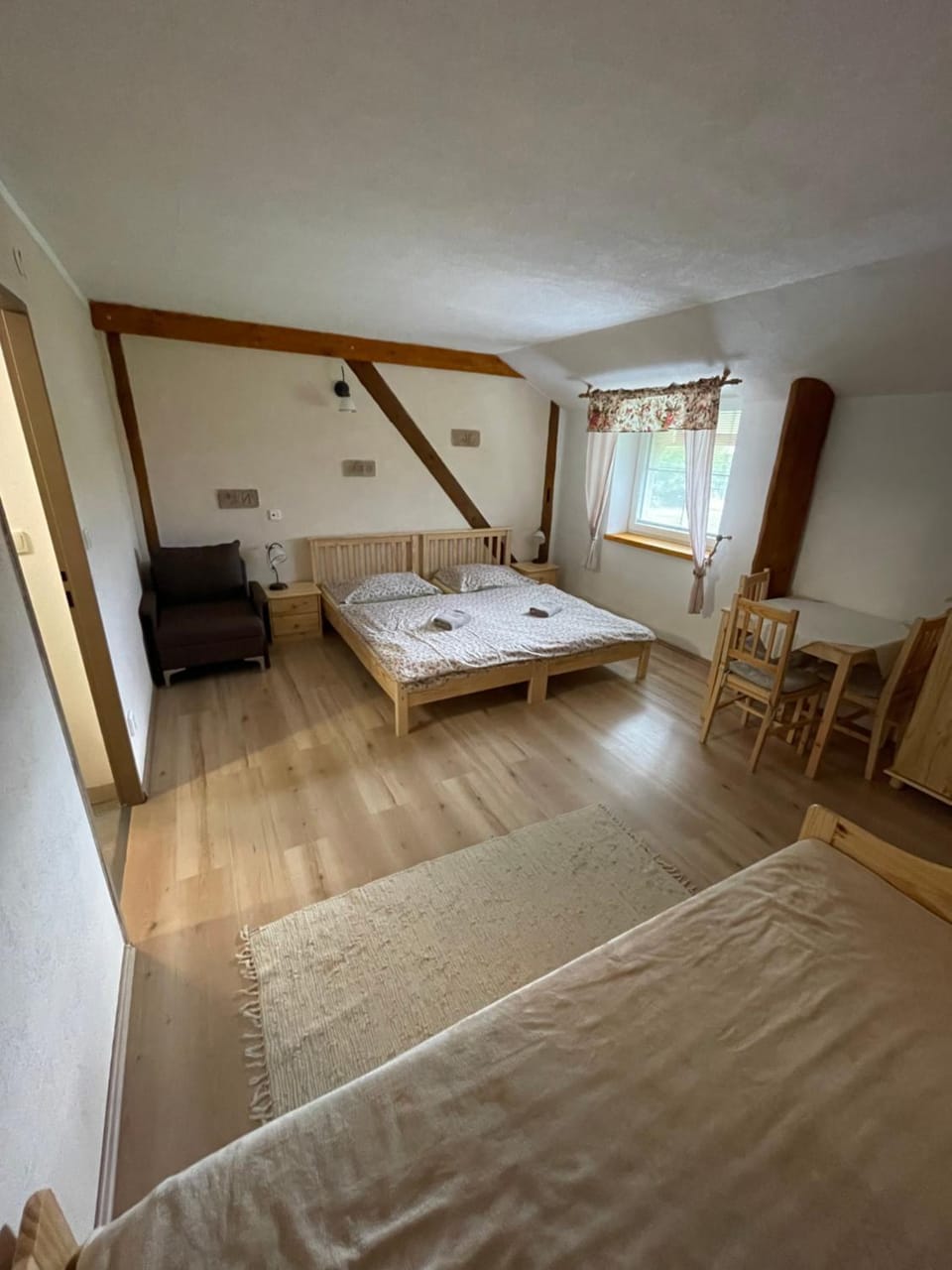Penzion a Vinárna Velký dvůr Bed and Breakfast in South Moravian Region