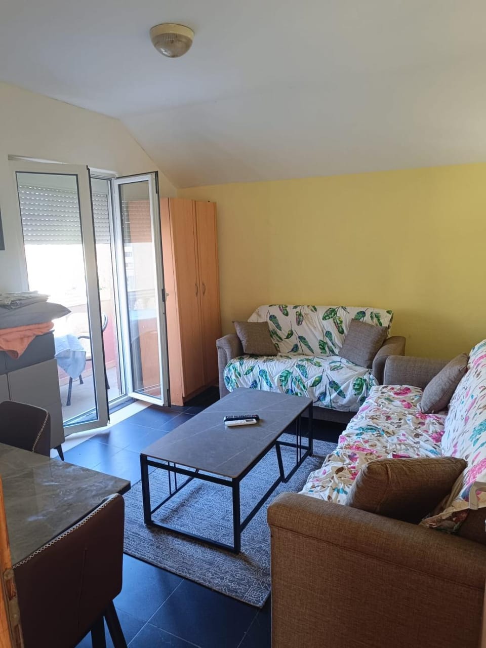 Una Apartments House in Budva