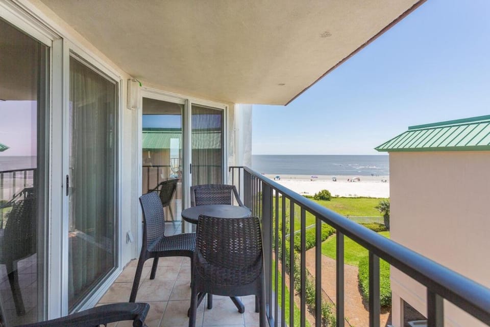 Beach Club #430 House in Saint Simons Island