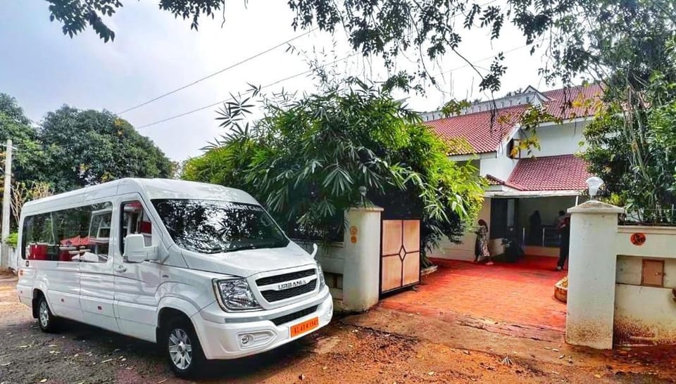 Citadel Luxury Villa Trivandrum-Just 10 min to Railway Station & 5 Min to Sri Padmanabha Swamy Temple, Home away from Home in Kerala Villa in Thiruvananthapuram