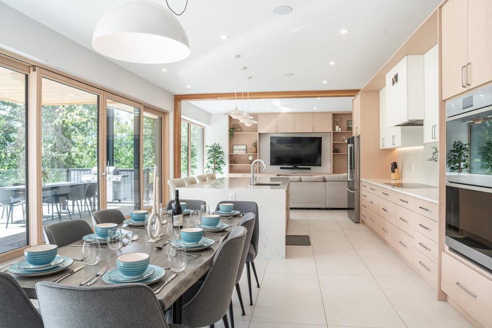 Camozzi Chalet by Revelstoke Vacations Chalet in Revelstoke