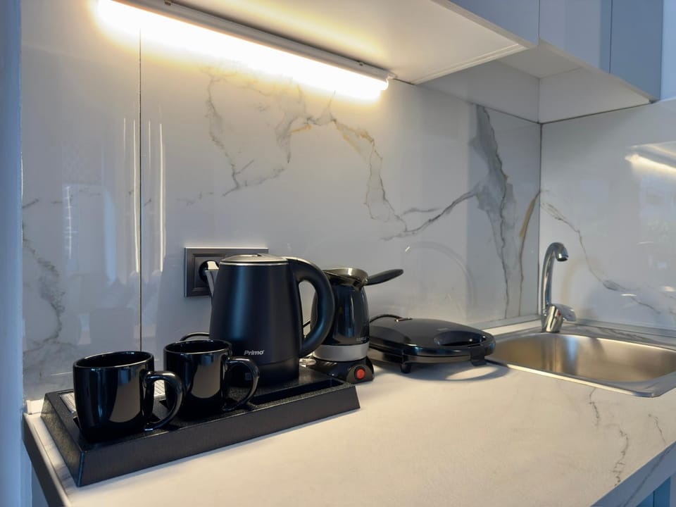 Coffee/tea facilities, Kitchen or kitchenette