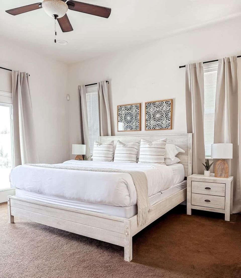 The Cliff Dweller - Peaceful Escape 50-mile Views House in Page