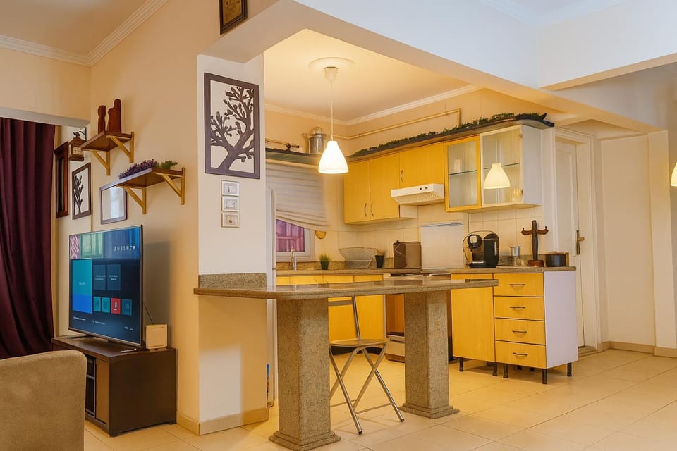 Kitchen or kitchenette, Dining area, minibar, oven, pet friendly, stove, toaster