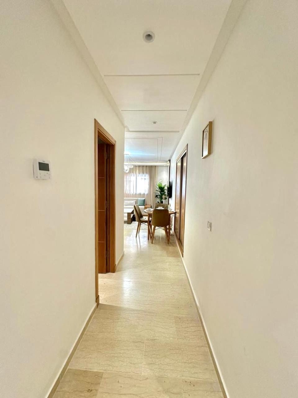 Dining area, Area and facilities