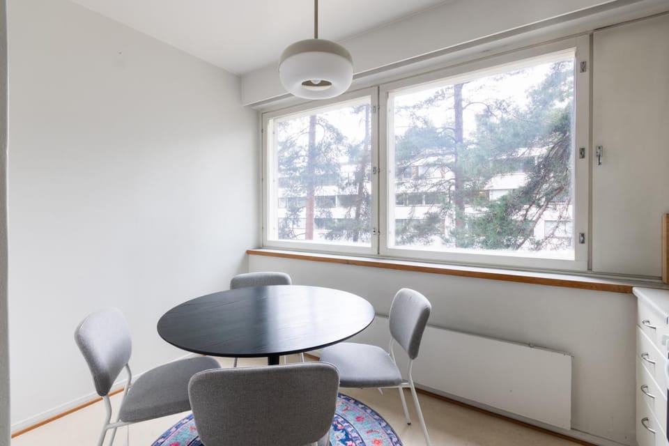 Dining area, kitchen