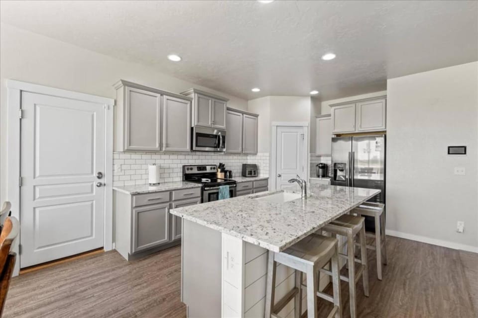 The 10 Mile Escape House in Meridian