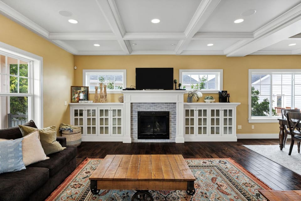 TV and multimedia, Living room, Seating area