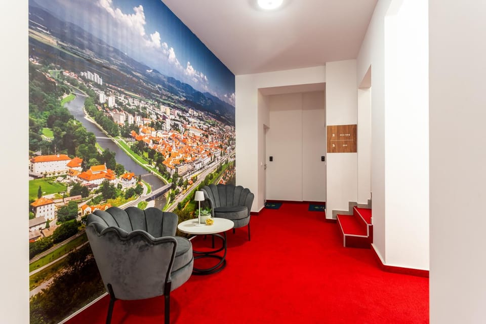 Lobby or reception, Decorative detail, Seating area