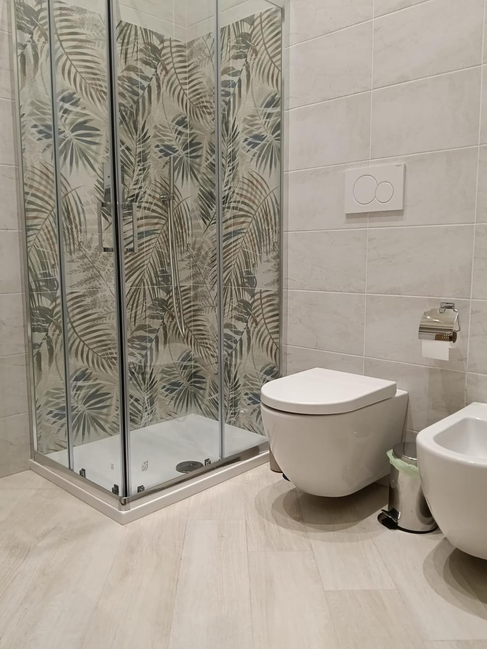 Shower, Toilet, bidet
