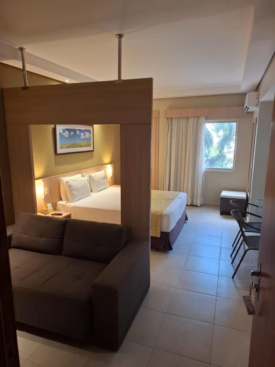 Bed, Photo of the whole room, Seating area, Bedroom