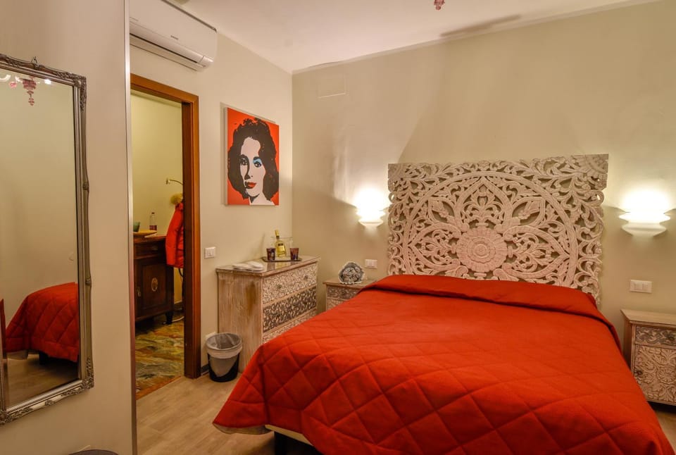 Bed, View (from property/room), Bedroom