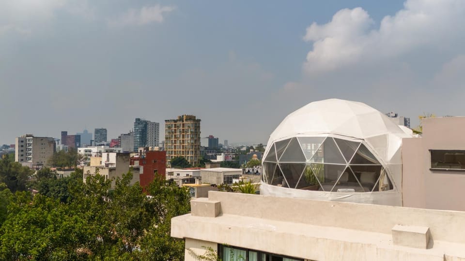 Property building, Day, City view