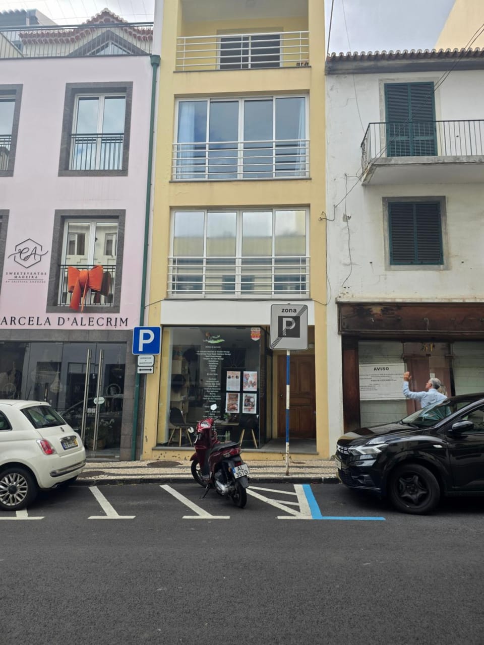 Property building, Street view