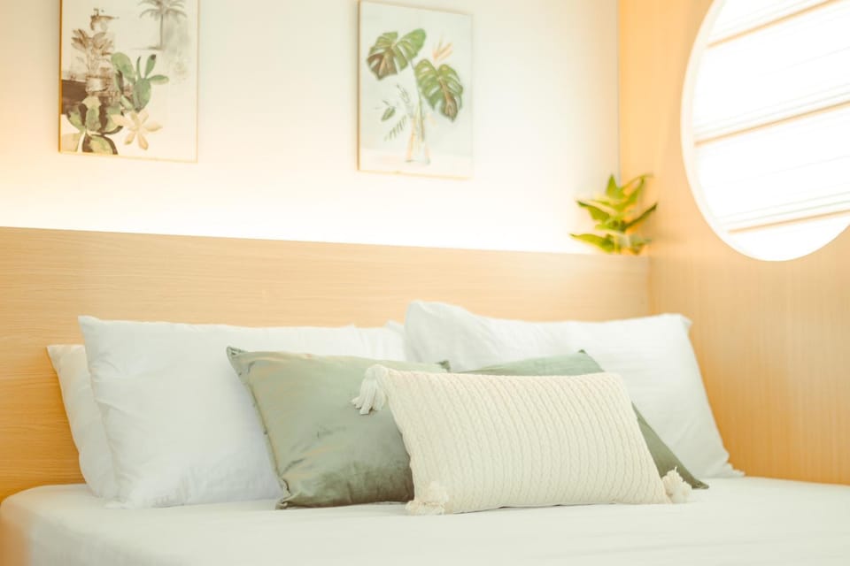 Decorative detail, Bedroom