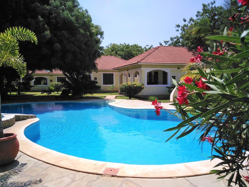 Property building, Pool view, Swimming pool